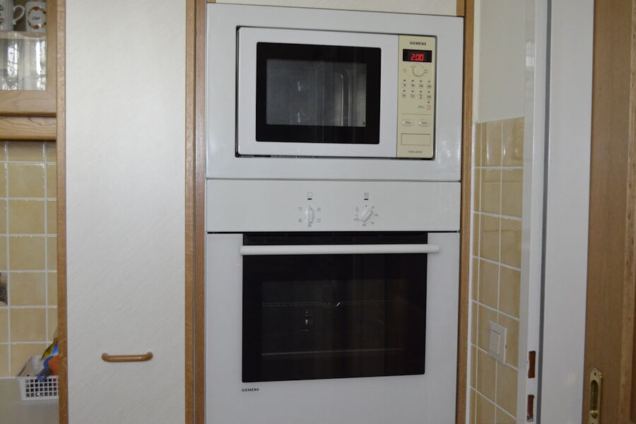 Mikrowelle und Backofen | © Werner Ertl