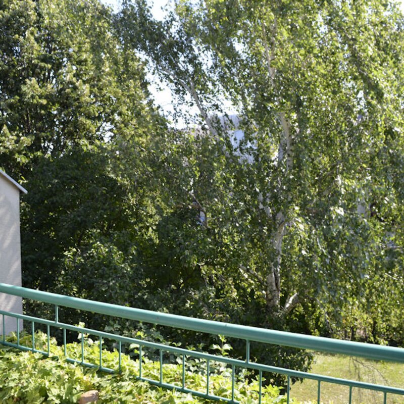 Blick in die Grünanlage | © Werner Ertl