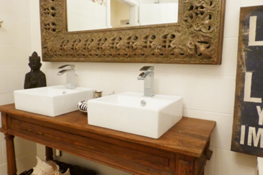 Eines von insgesamt zwei Badezimmer - Luxus Apartment Wien - Badezimmer