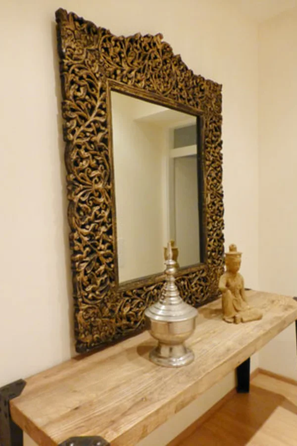 Gang mit Spiegel - Luxus Apartment Wien - Vorzimmer