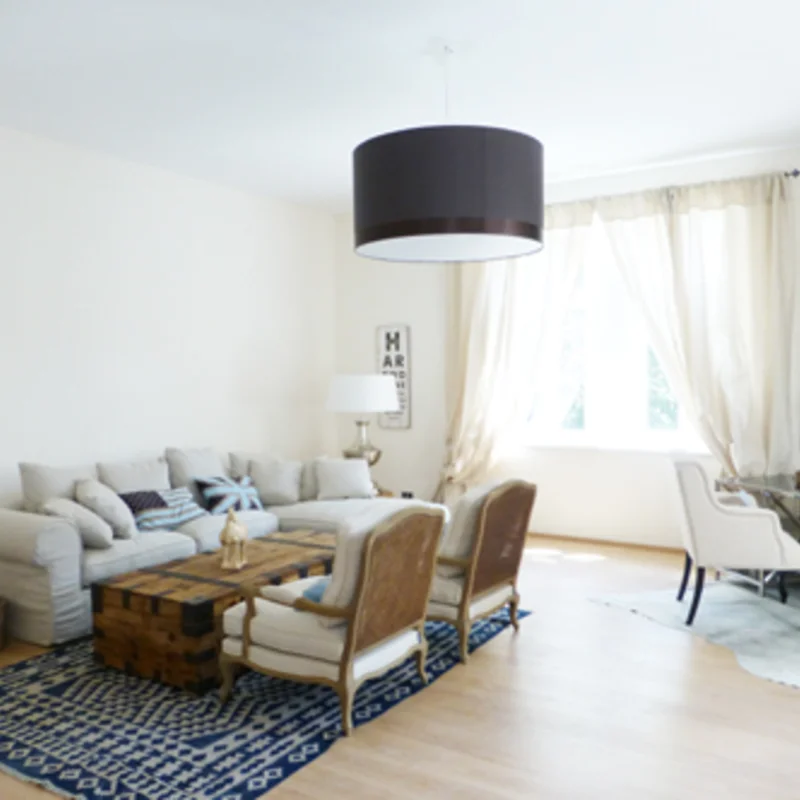 Wohnzimmer mit Schreibtisch - Luxus Apartment Wien - Wohnzimmer mit Schreibtisch