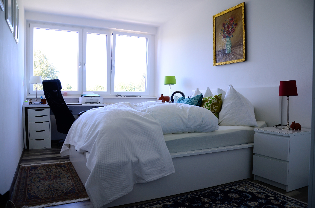 Schlafzimmer mit King-Size Bett