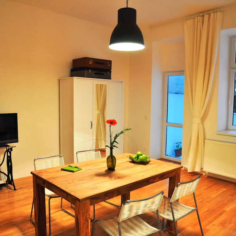 Zugang zur Terrasse 12m².