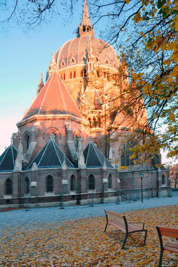 Maria vom SIege im Herbst,