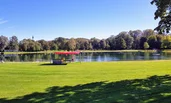 Swimming lake, 5min walking time