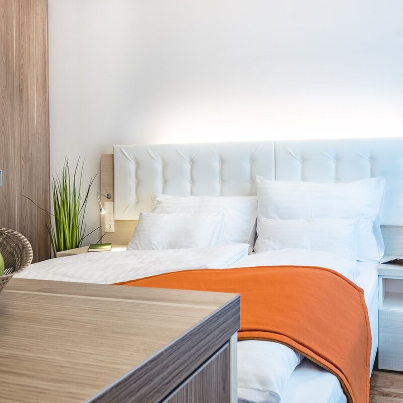 Bright furnished room with double bed – short-term rental & temporary housing for 1 to 6 months in Vienna