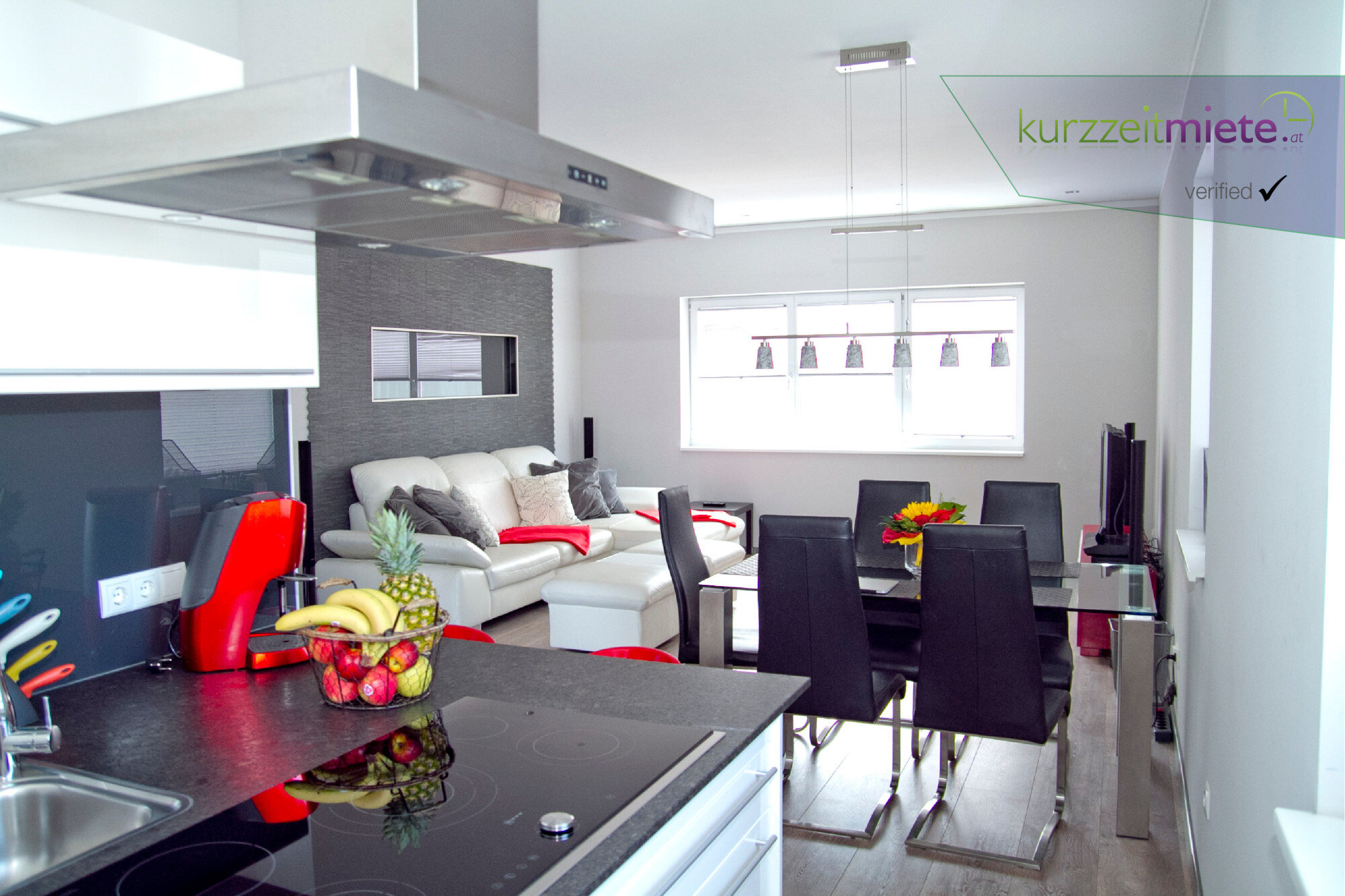 Open kitchen & living area, modern design: 2-room apartment for short-term rental & temporary housing, 1 to 6 months, Salzburg