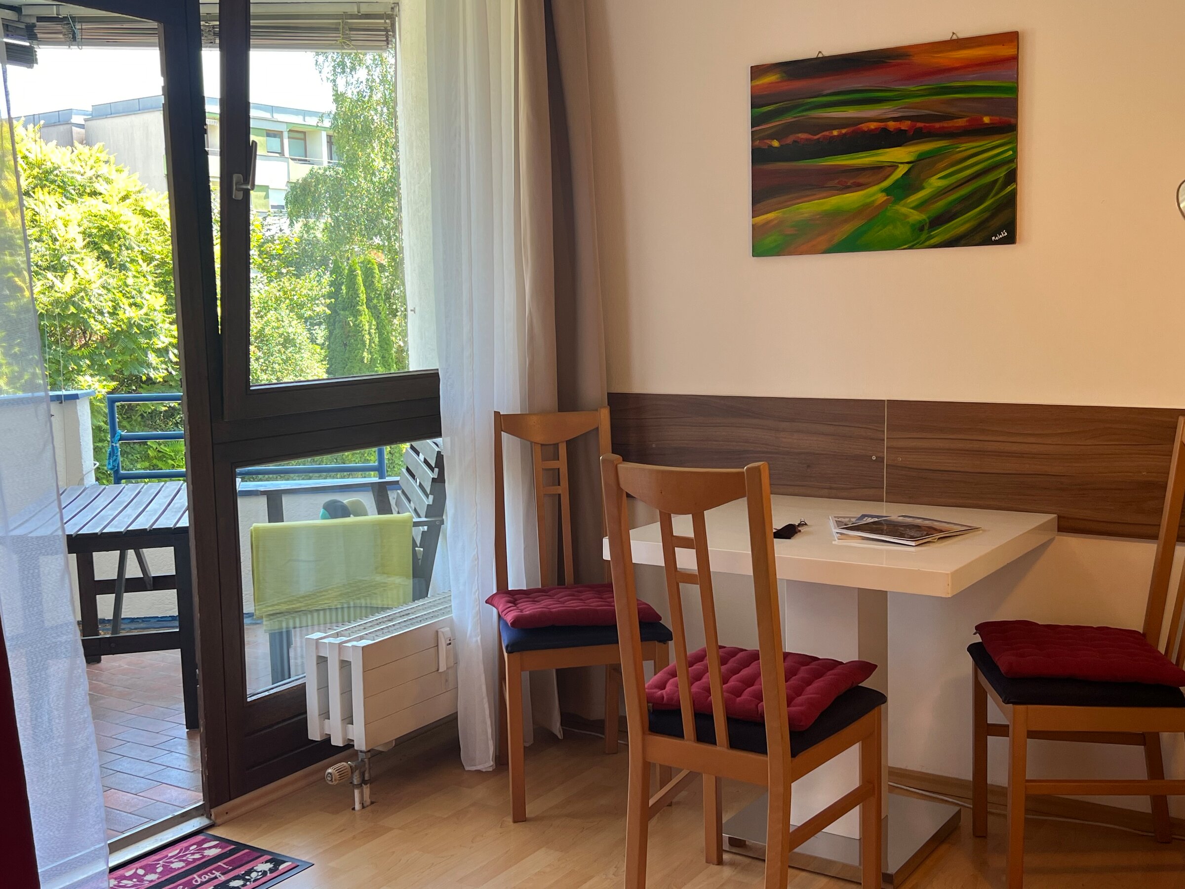 Bright 1-room apartment with balcony & dining area – short-term rental Innsbruck, temporary housing for 1 to 6 months | © Gerhard Seher