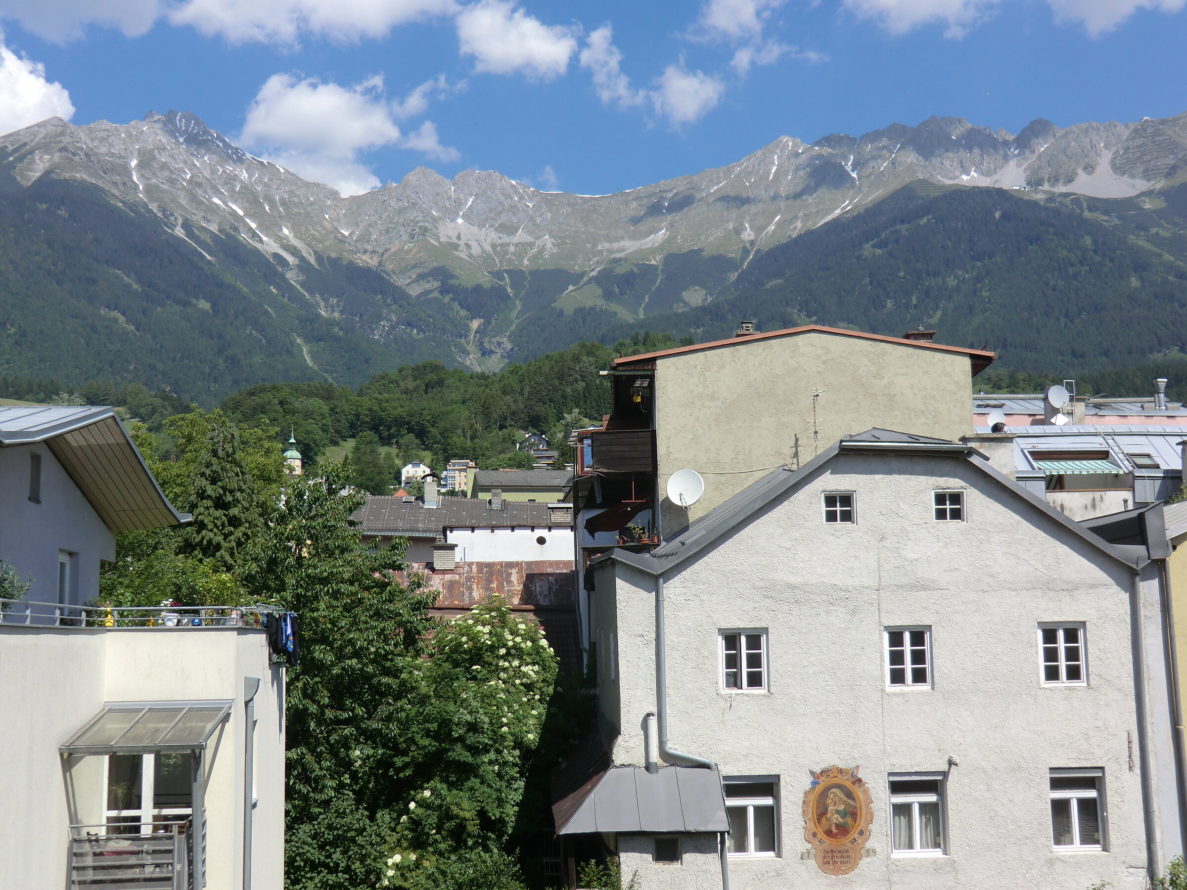View towards the northwest towards the Nordkette mountain range | © Gerhard Seher