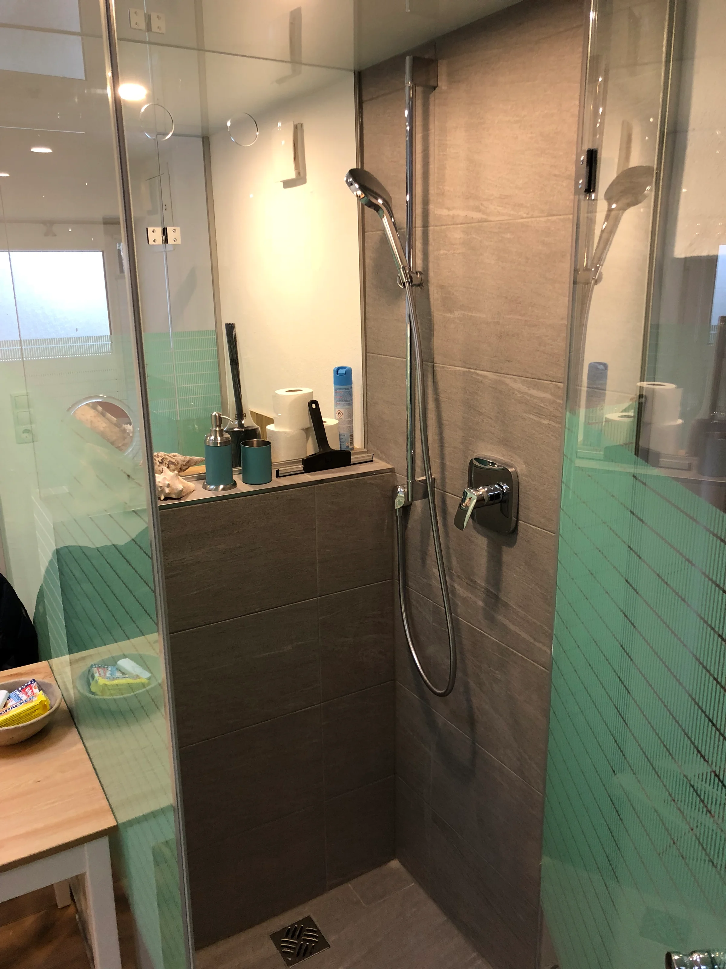 shower | © Barbara Seher