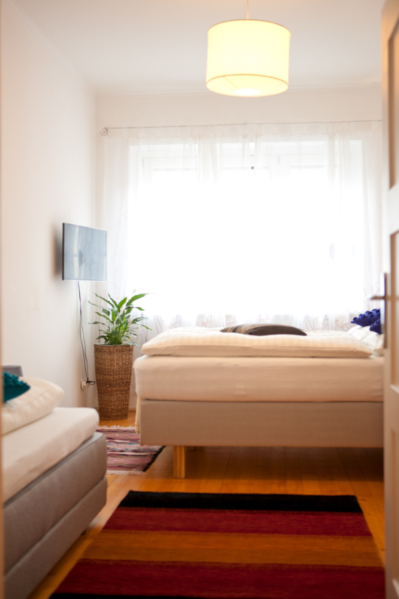 bed room with a king size bed | © Gerhard Seher