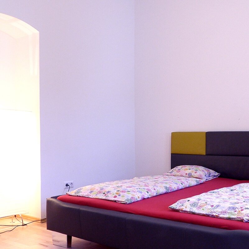Schlafzimmer 1