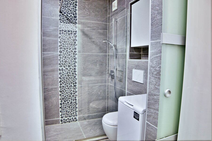 Waschmaschine / Dusche