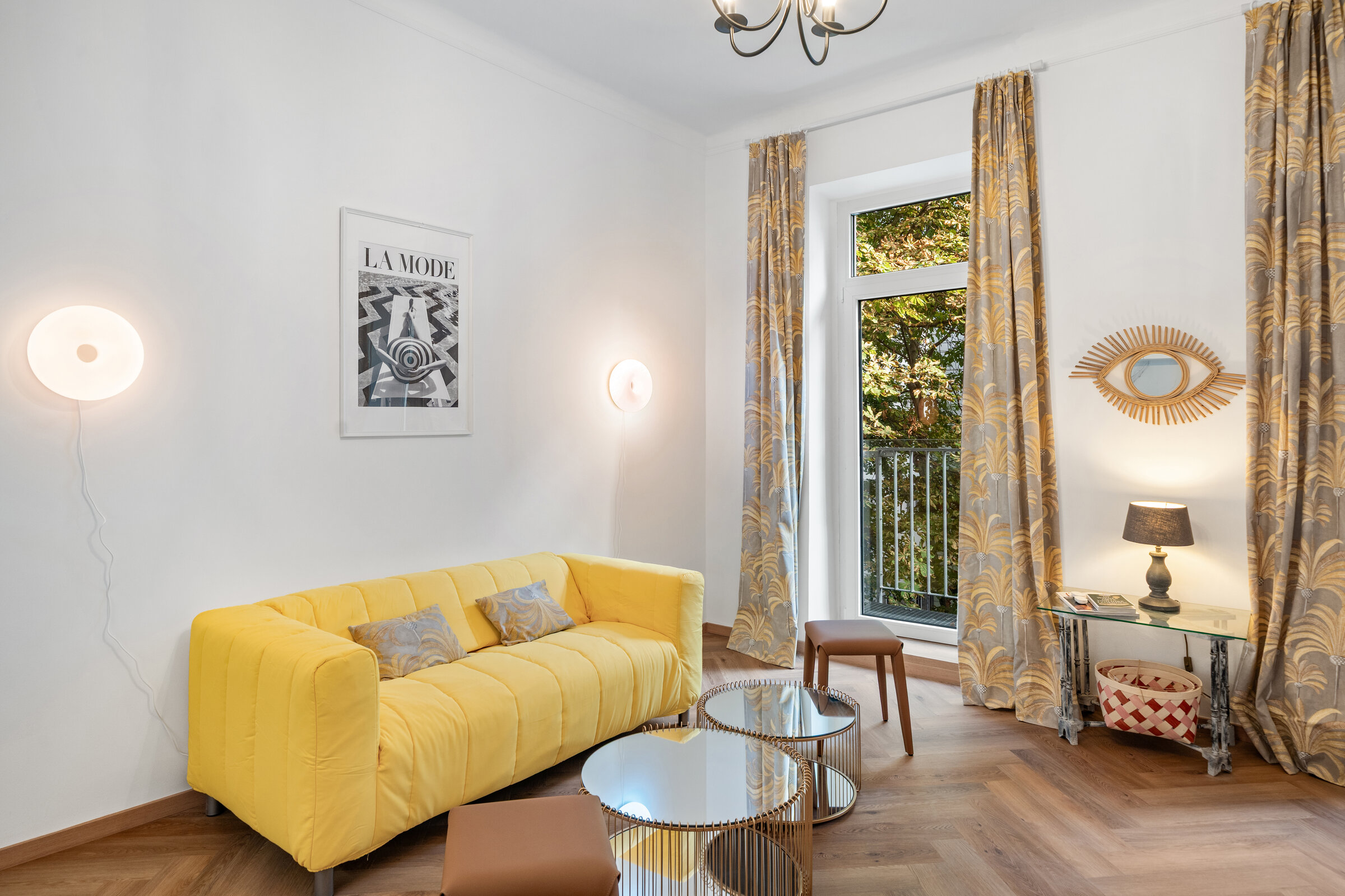 Helles Wohnzimmer – möbliertes Apartment, Kurzzeitmiete Wien, Wohnen auf Zeit für 1 bis 6 Monate