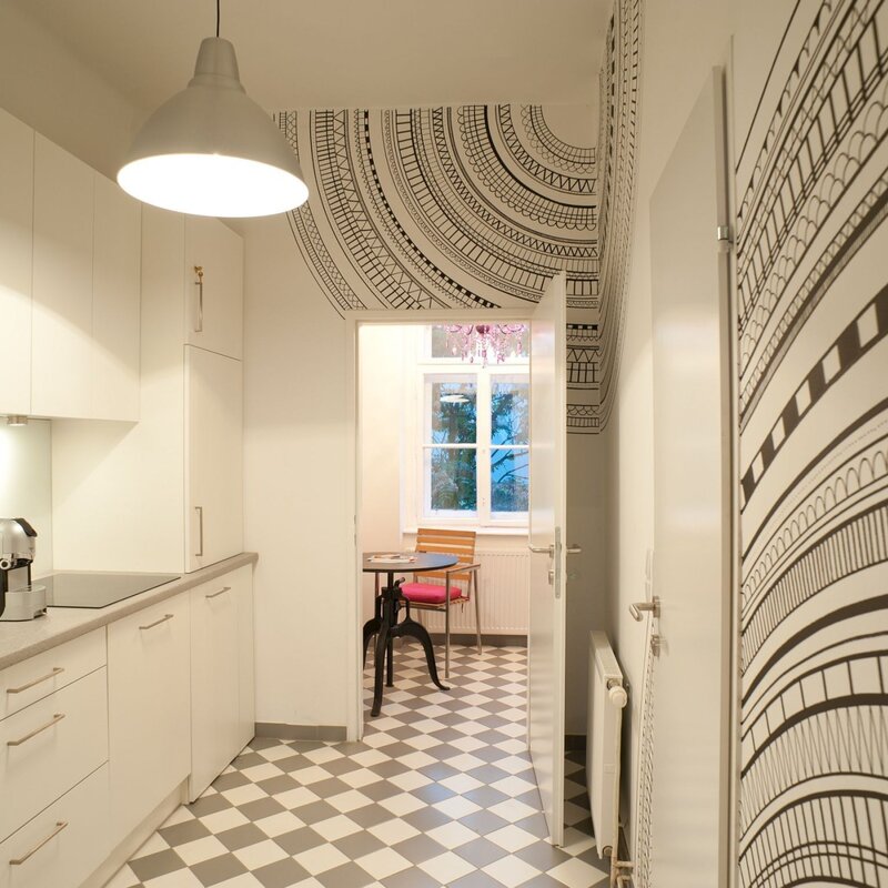 Modern kitchen in designer apartment – 1-room short-term rental, temporary housing for 1 to 6 months in Vienna