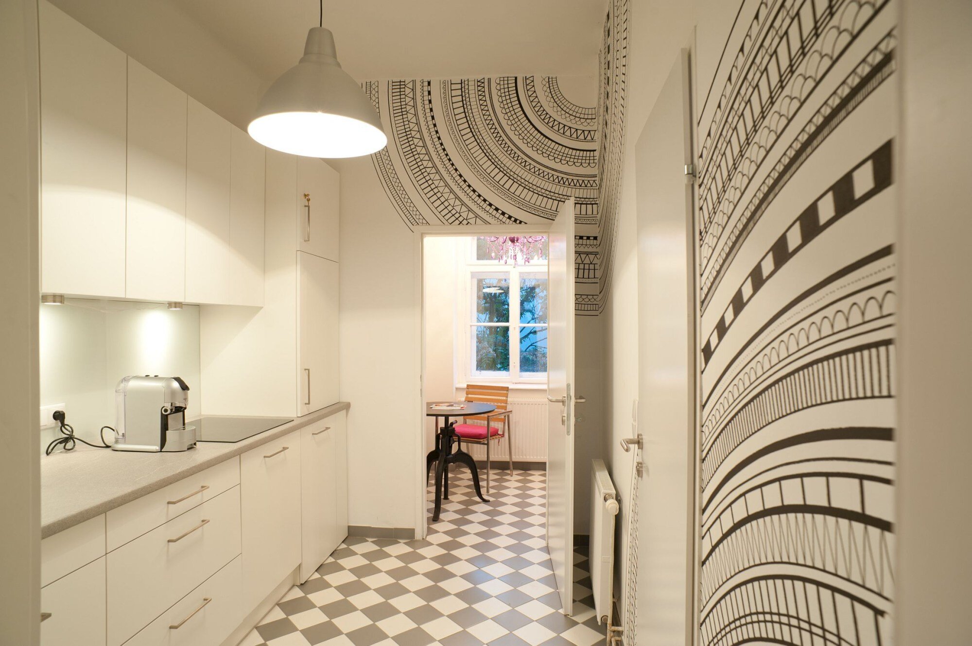 Modern kitchen in designer apartment – 1-room short-term rental, temporary housing for 1 to 6 months in Vienna