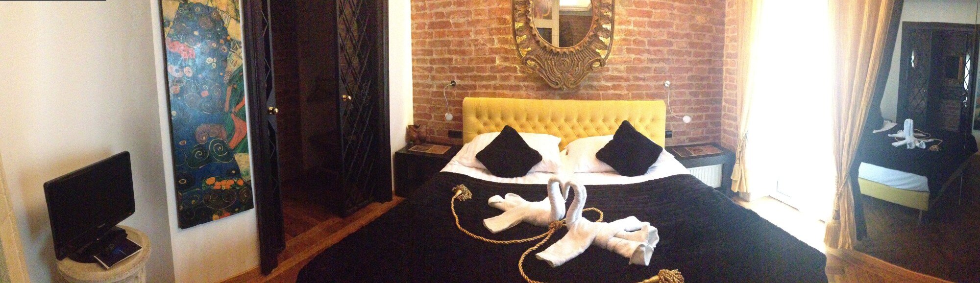 Stilvoll möbliertes 1-Zimmer Apartment mit Ziegelwand & Designbett – Kurzzeitmiete & Wohnen auf Zeit für 1 bis 6 Monate in Wien