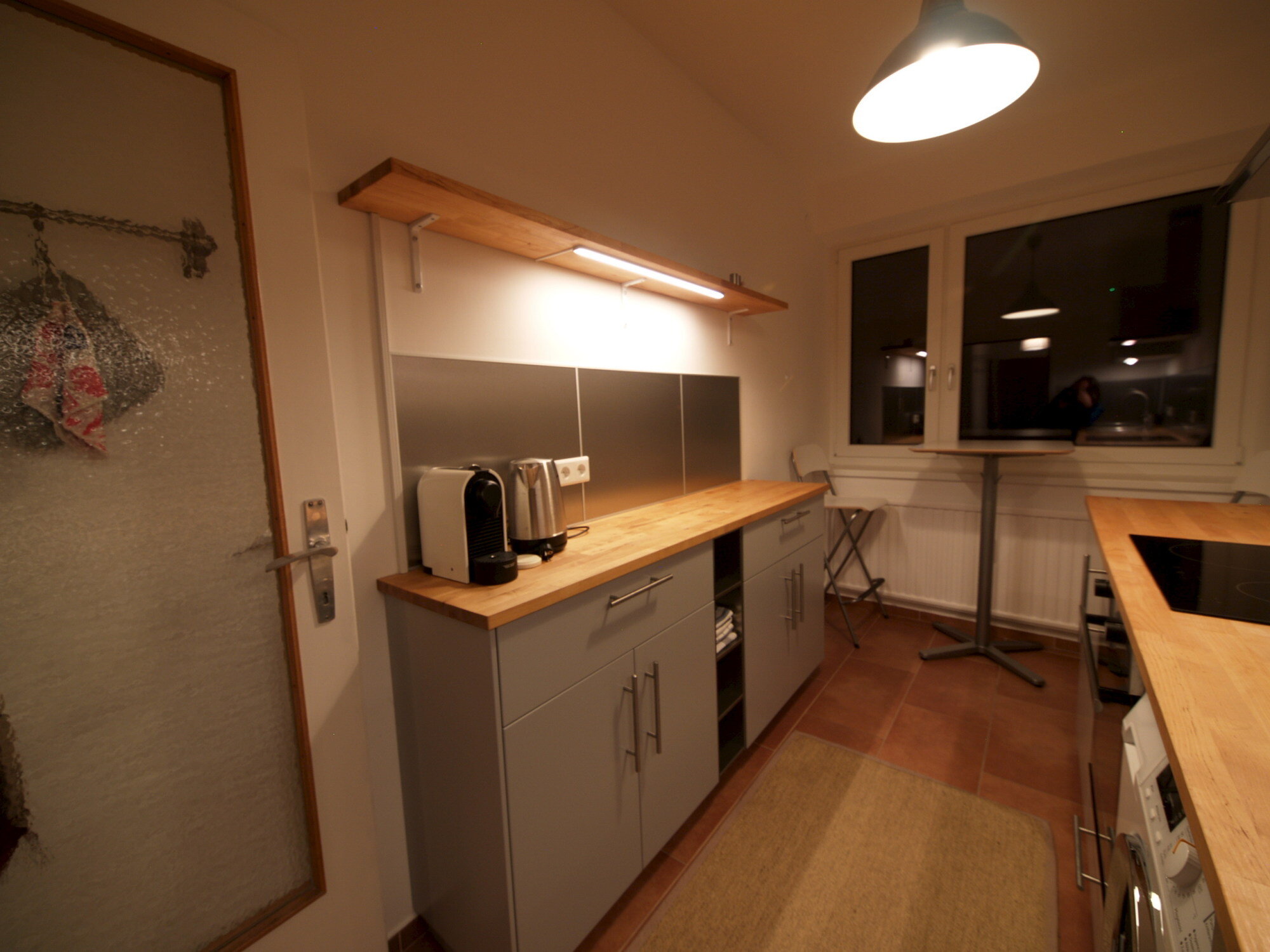 Küche mit Essplatz für 2 Personen