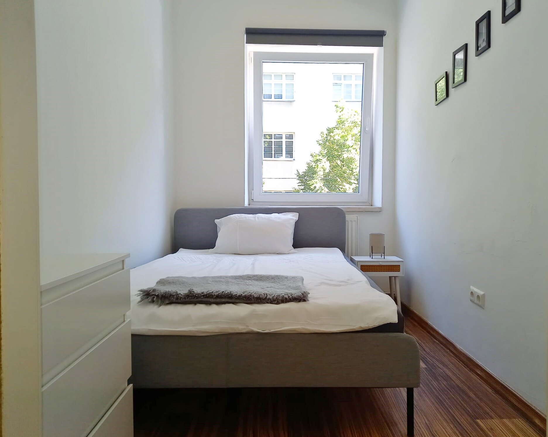 kleines SSchlafzimmer