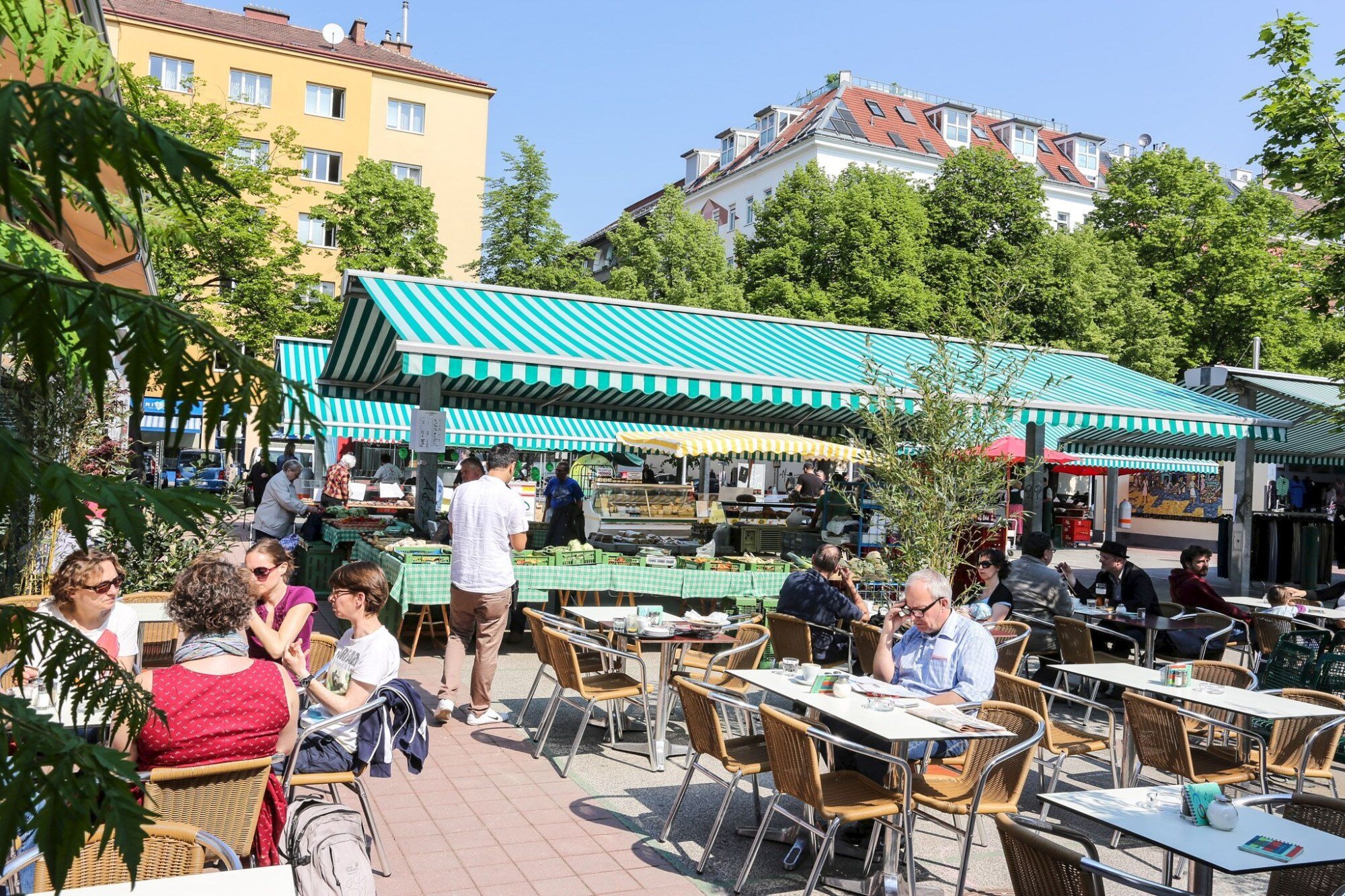 Vorgartenmarkt ums Eck