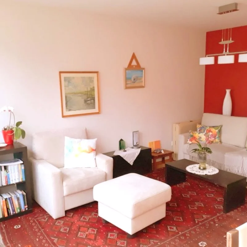 Wohnbereich (Bett geschlossen) 