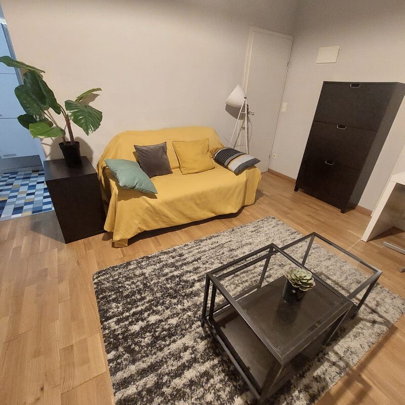 Wohnraum mit Schlafsofa