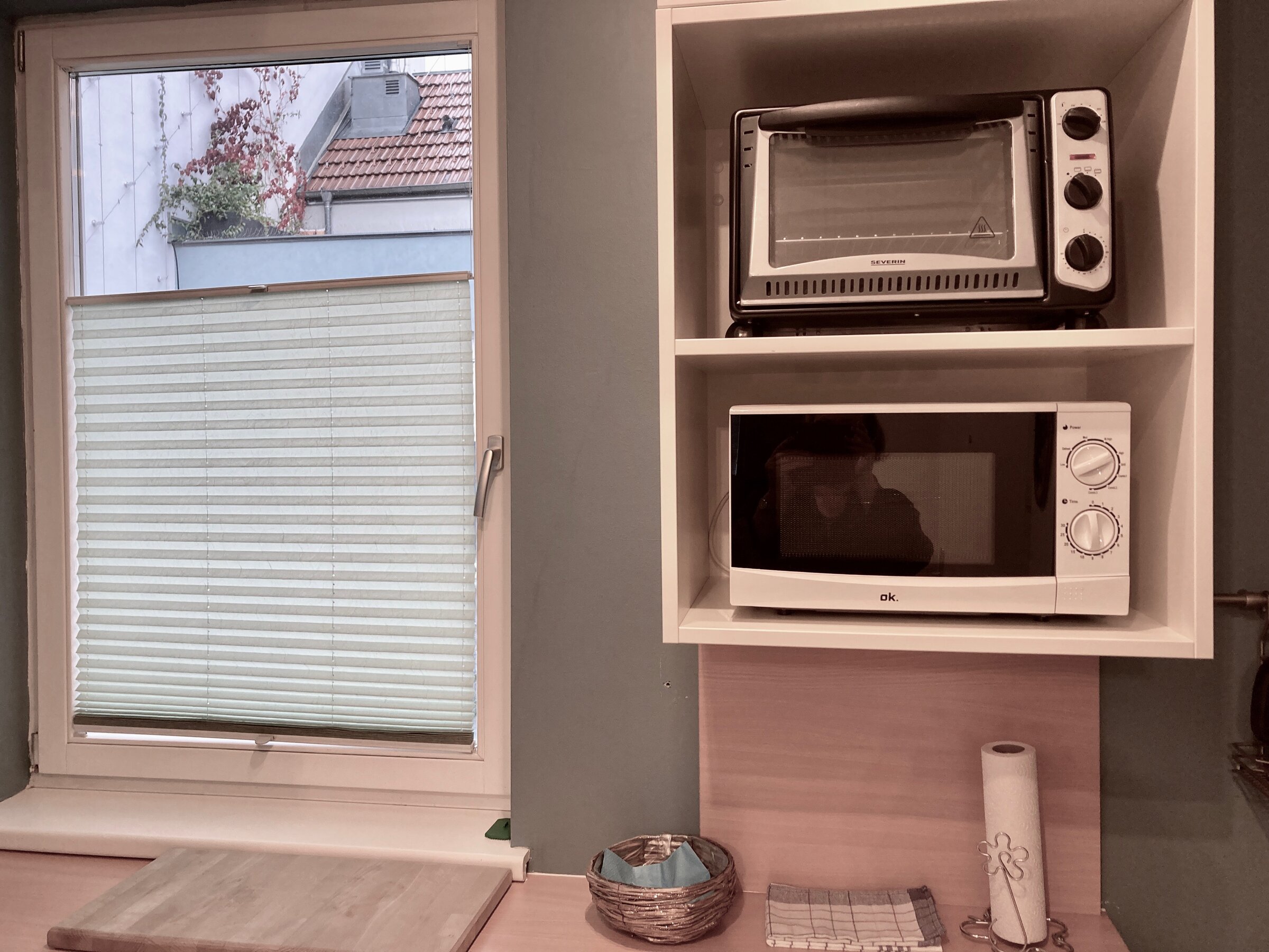 Bereich Küche mit Fenster | © Lausecker