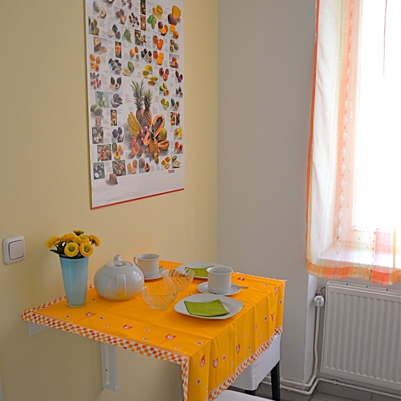 Küch emit kleinem Essplatz | © Lausecker