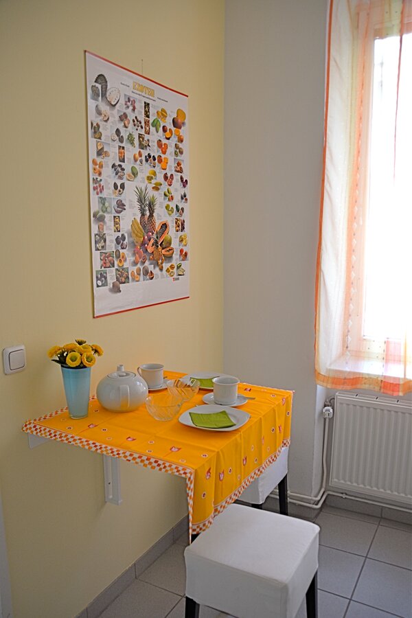 Küch emit kleinem Essplatz | © Lausecker