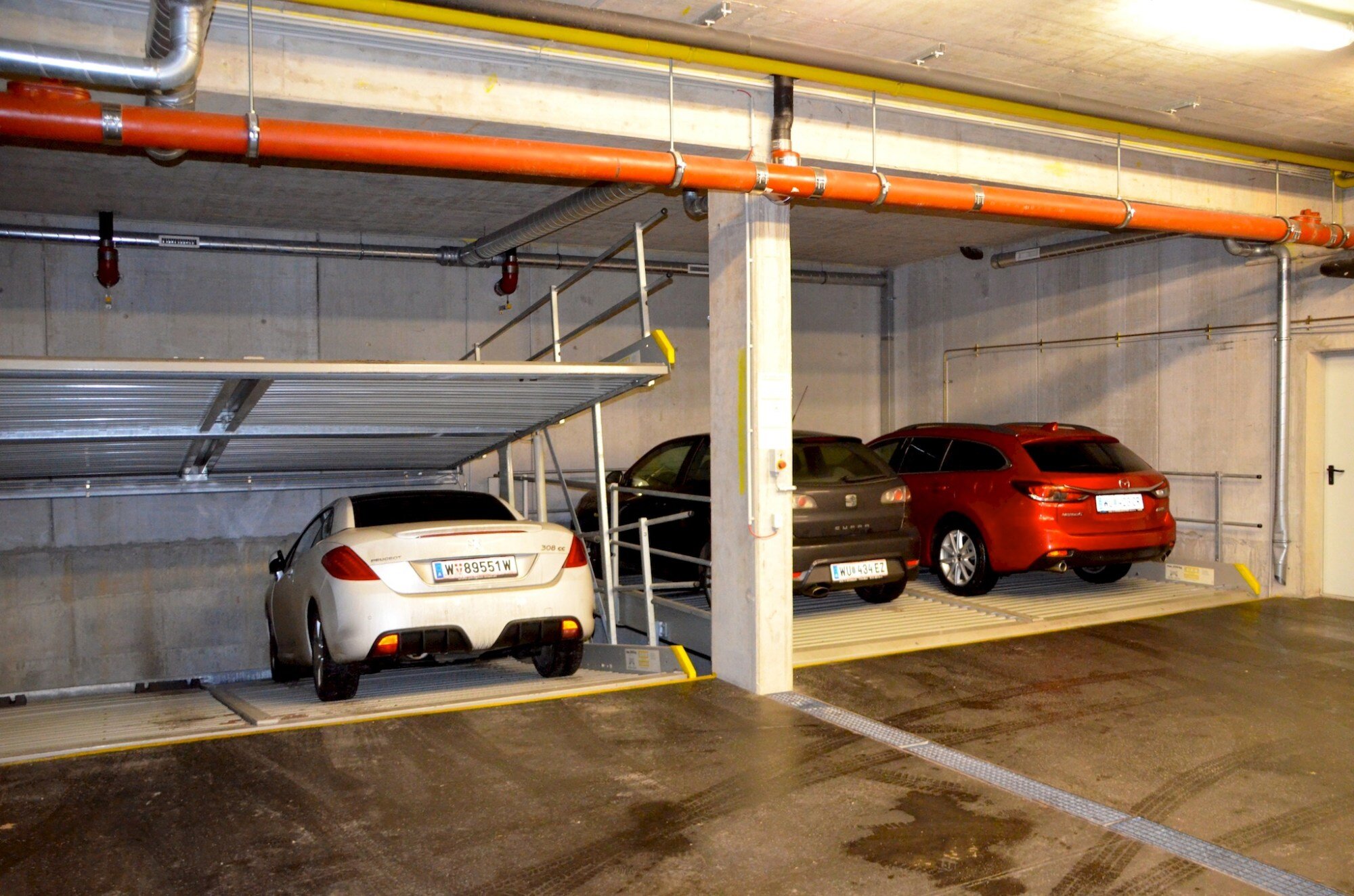 Parkdecks in unserer Hausgarage | © lausecker