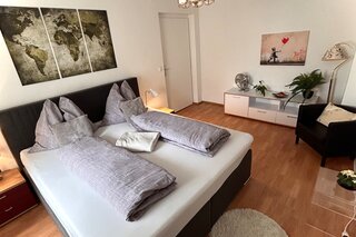 living in the 40m² apartment and parking near the City-center