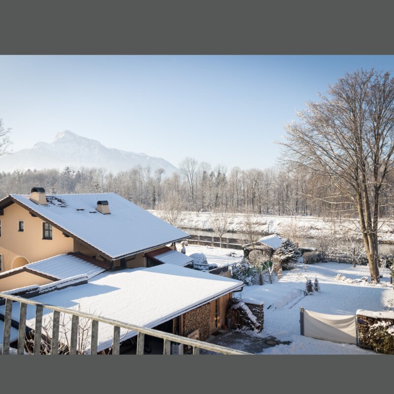 Aussicht auf den Untersberg und die Salzbach