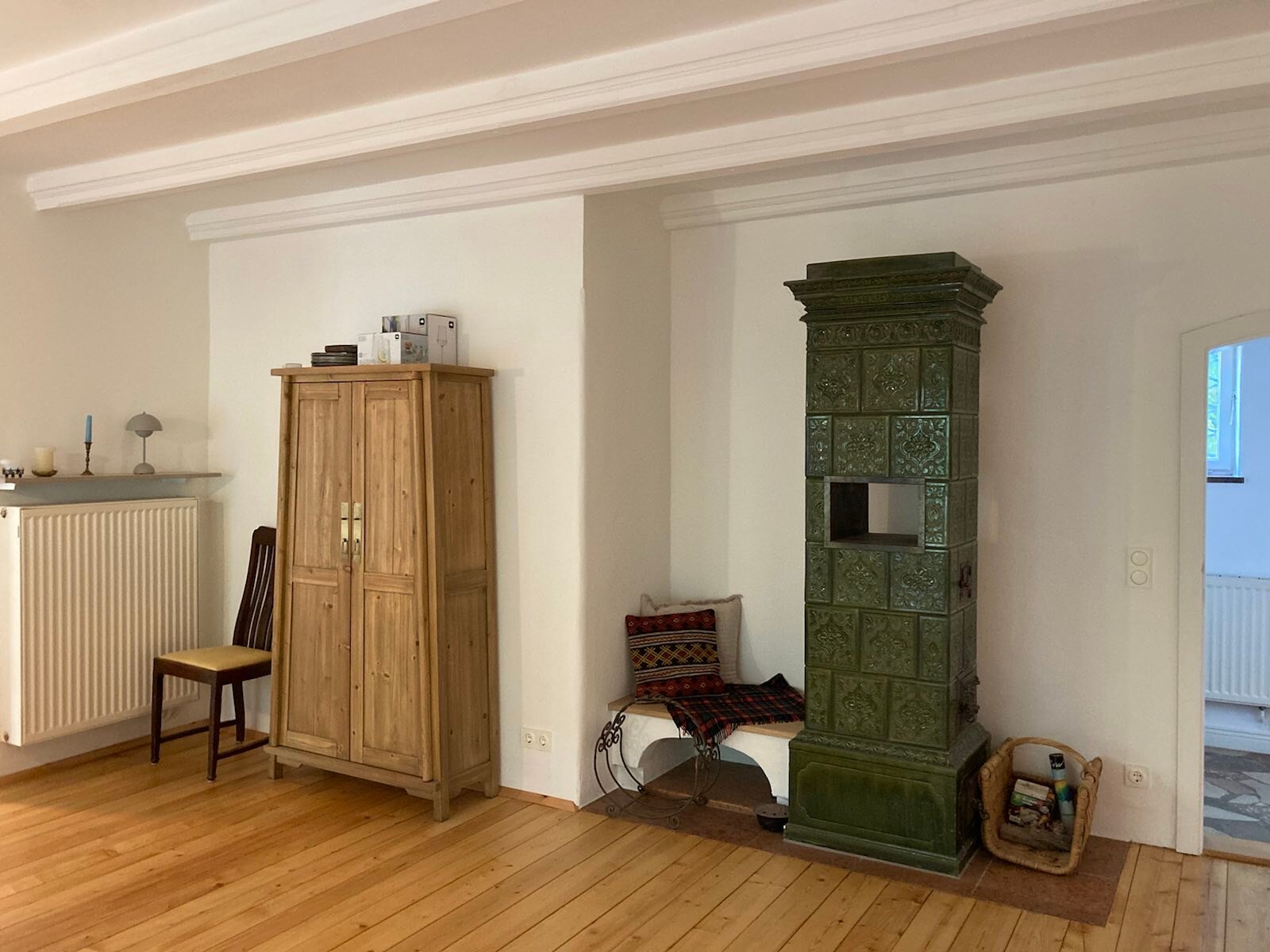 Esszimmer mit Ofen  | © Lukas Stöger