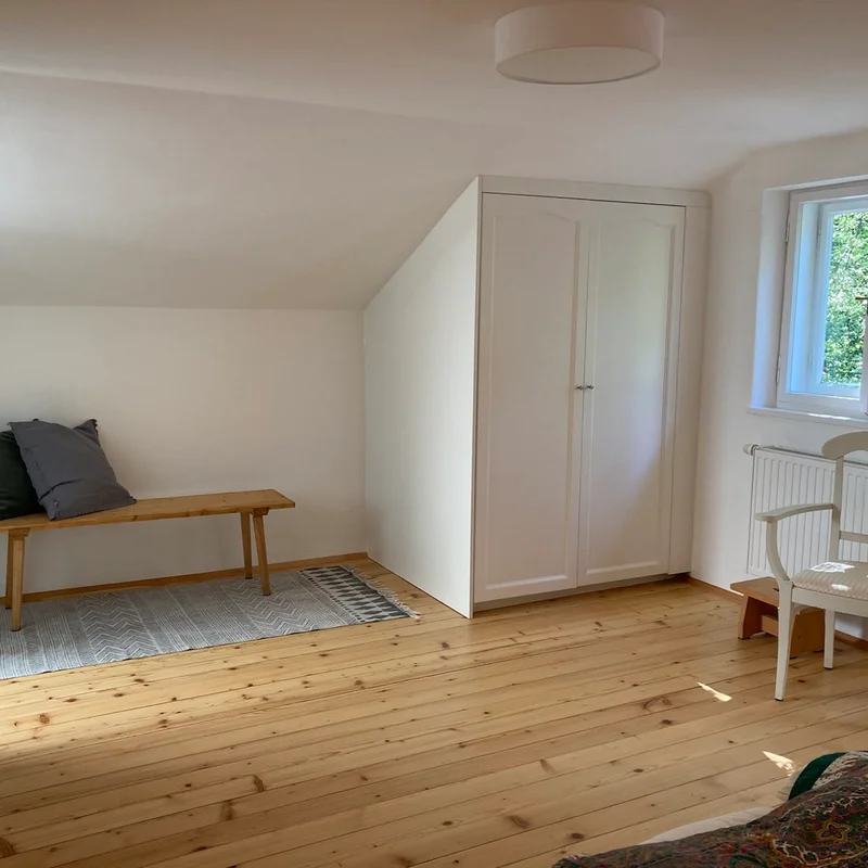 Bedroom upper floor AP1 | © Lukas Stöger