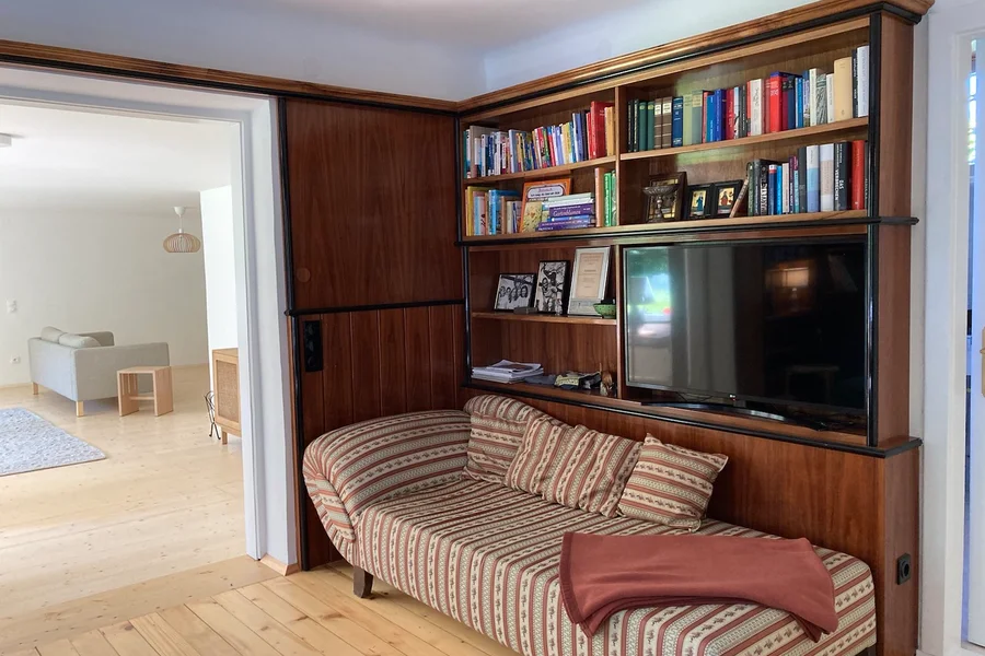 Library / TV room AP1 | © Lukas Stöger