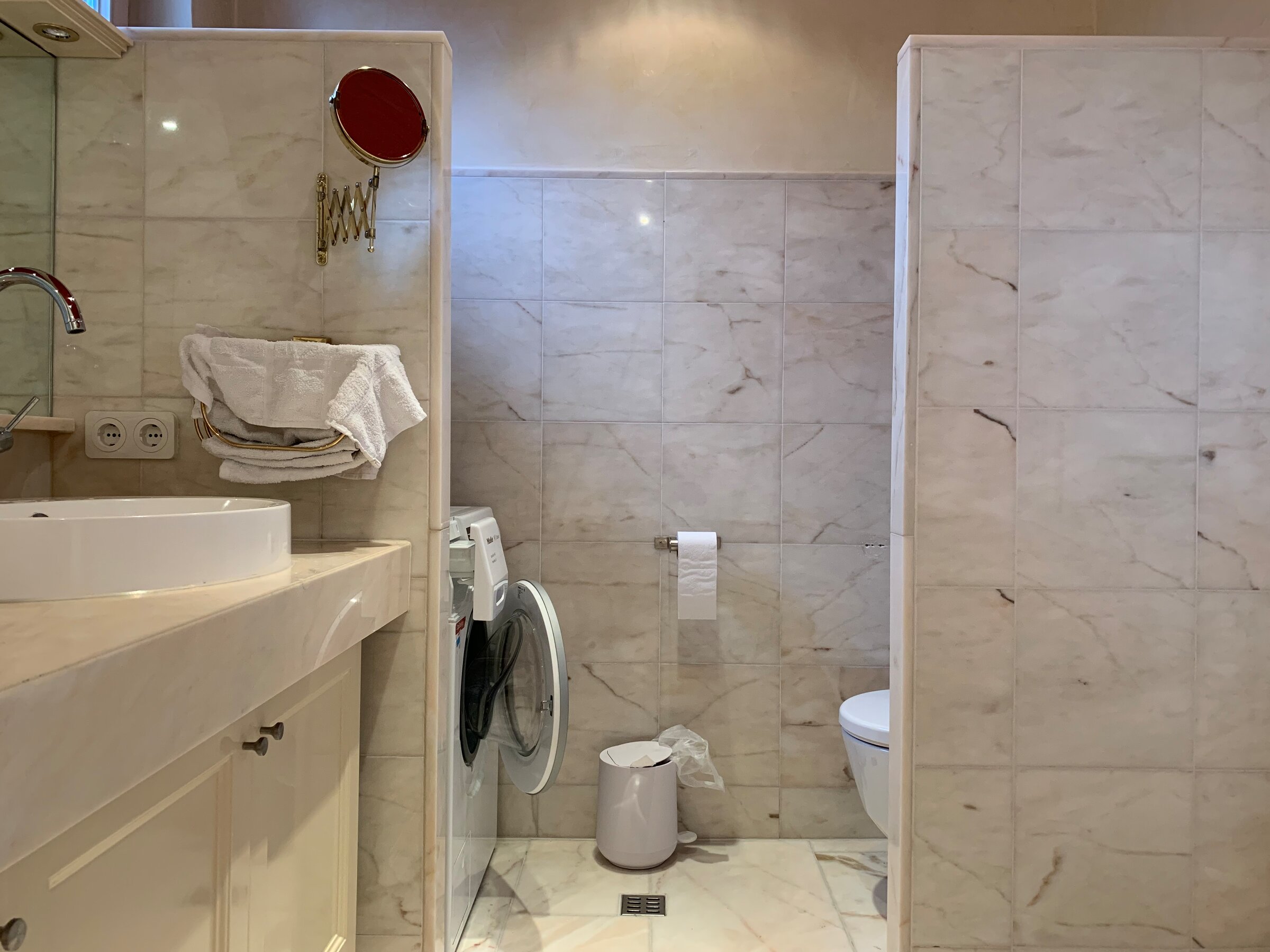 Bad Erdgeschoss AP1 | © Lukas Stöger