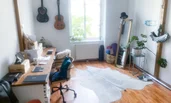 Arbeitszimmer mit Gästebett