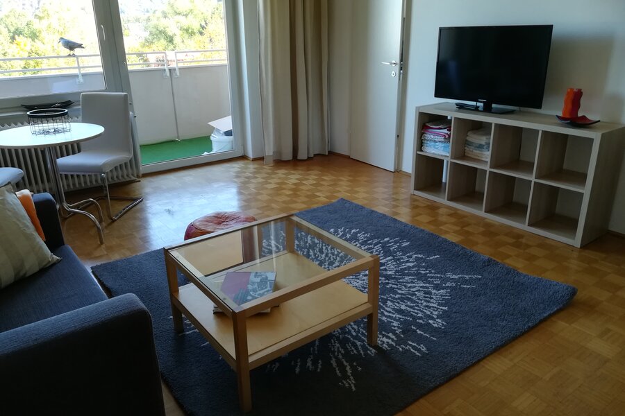 Livingroom, View to balcony
