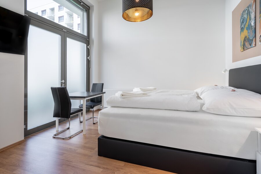 Schlaf- und Essbereich