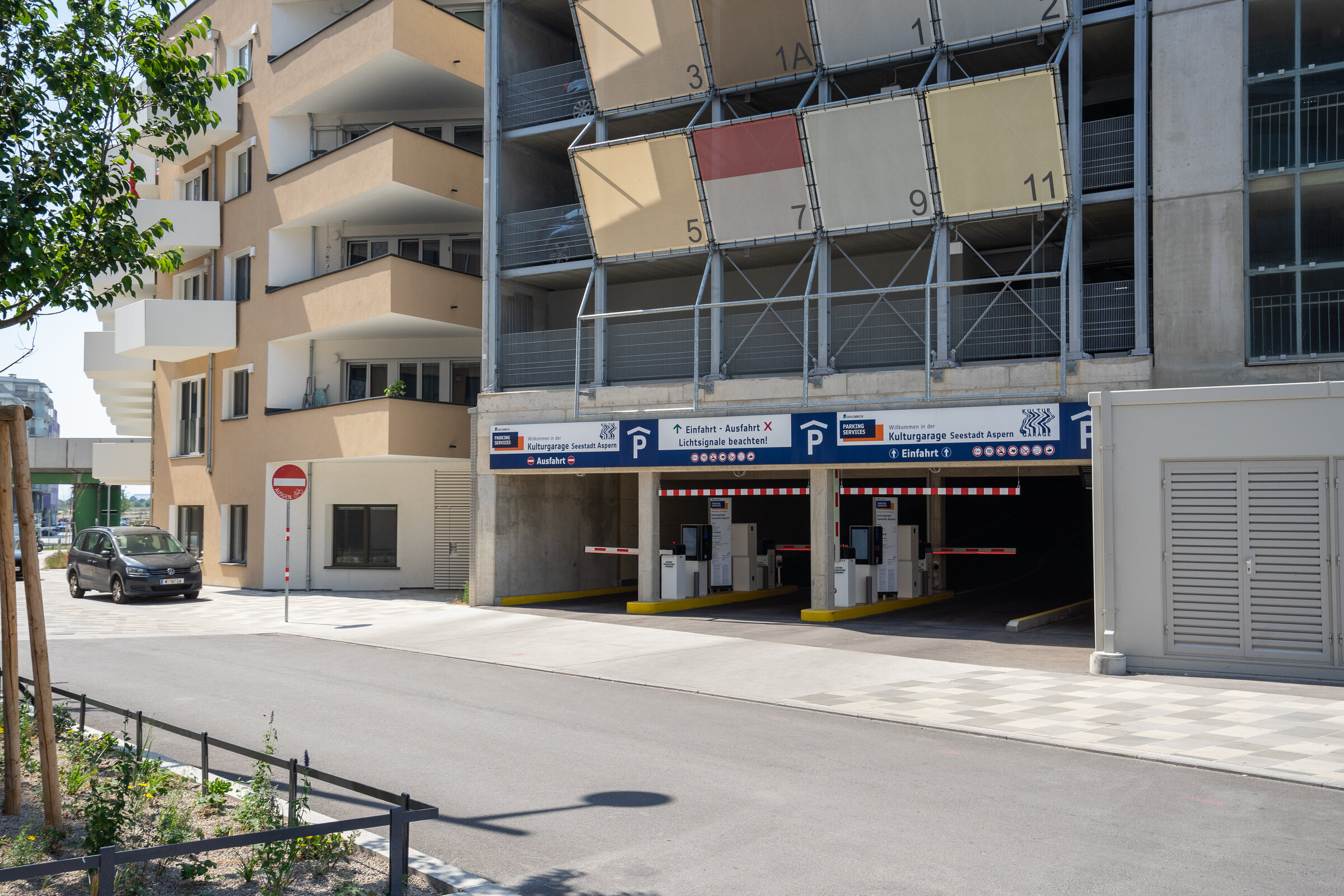 Parkgarage (kostenfrei)