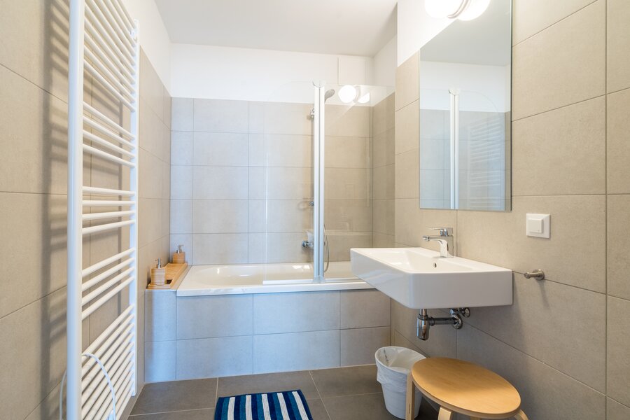 Bathroom 2
