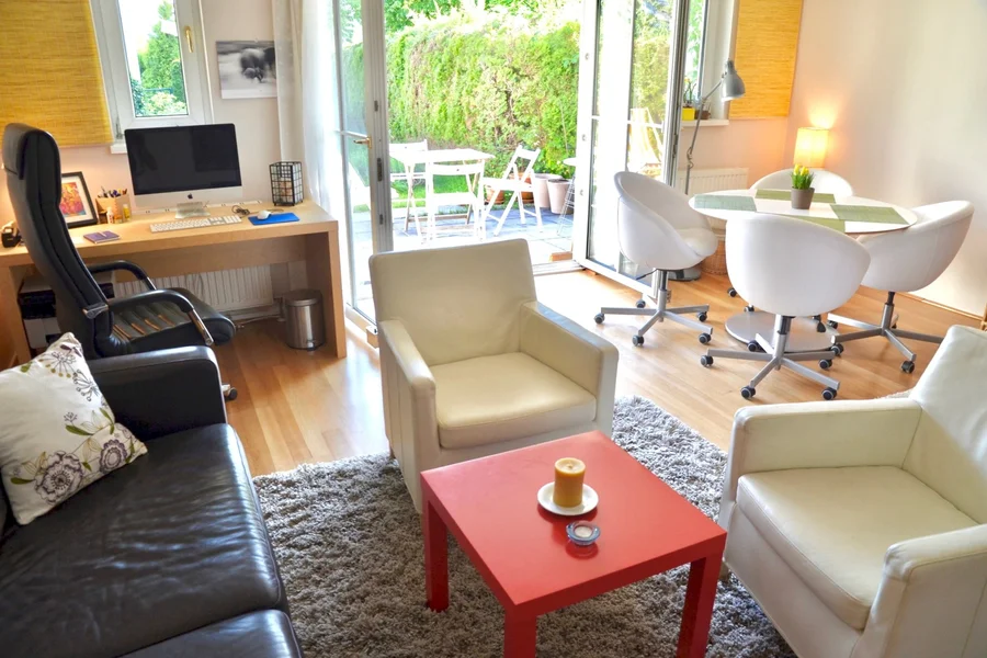 Wohnzimmer mit Essplatz