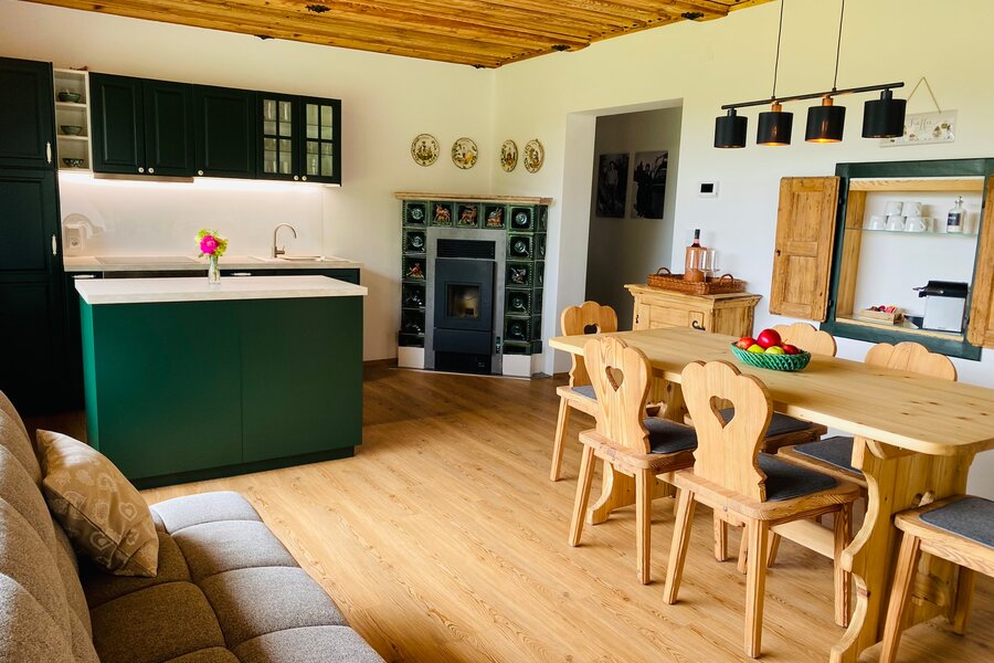 Living and dining area