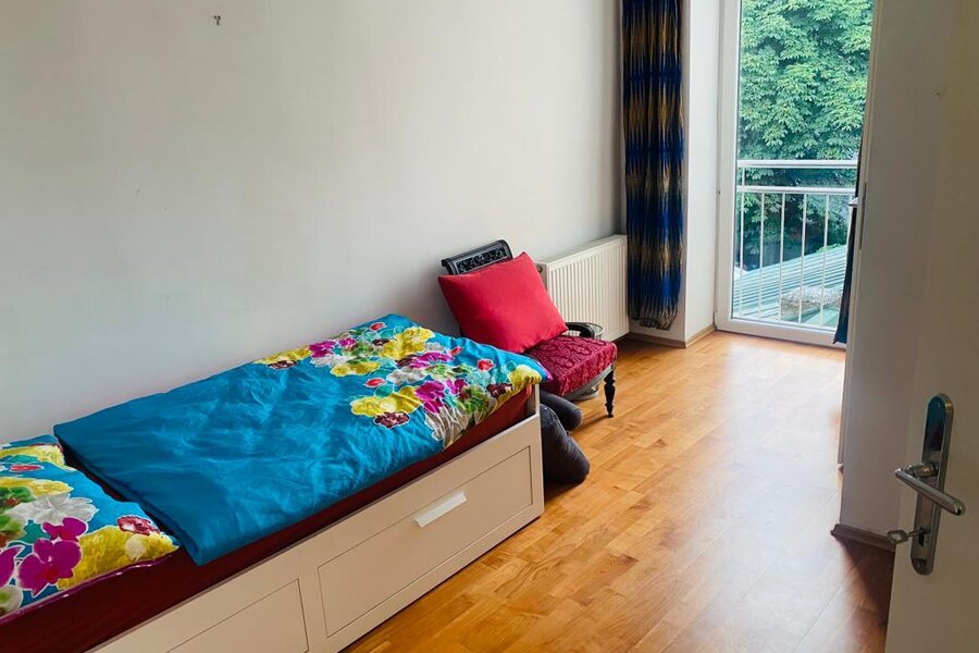 Sleeping room 2