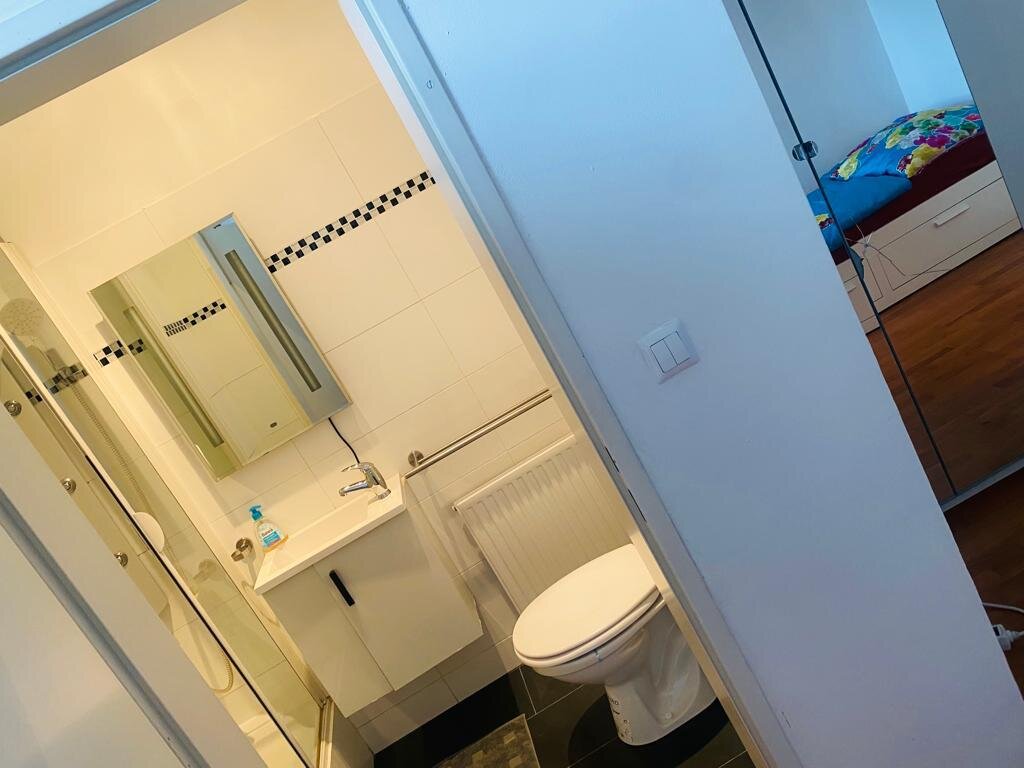 Bathroom 2