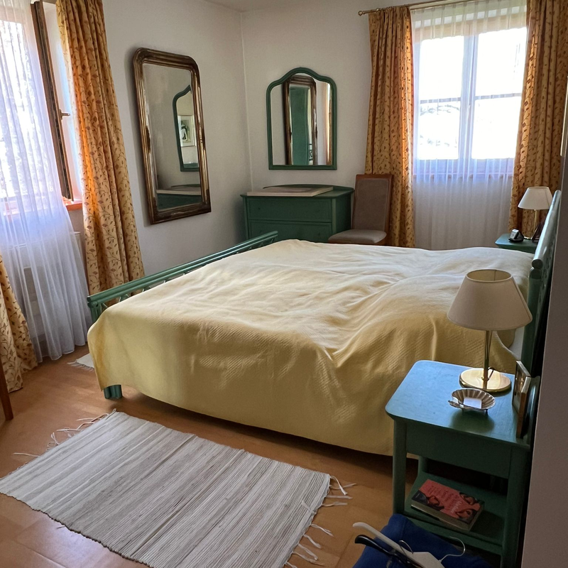Schlafzimmer 1