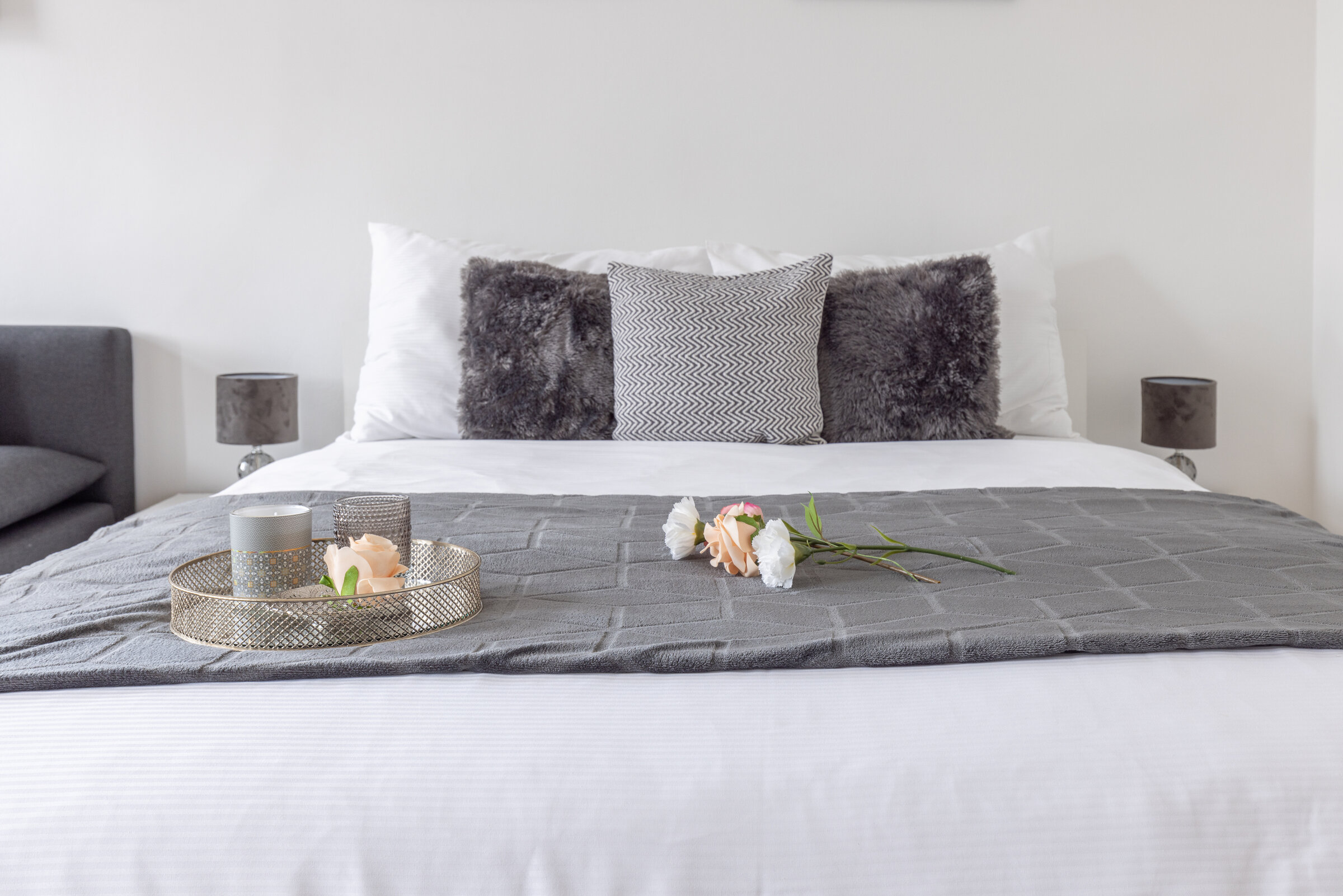 Elegantes Schlafzimmer im 1-Zimmer Apartment – Wohnen auf Zeit & Kurzzeitmiete für 1 bis 6 Monate in Wien