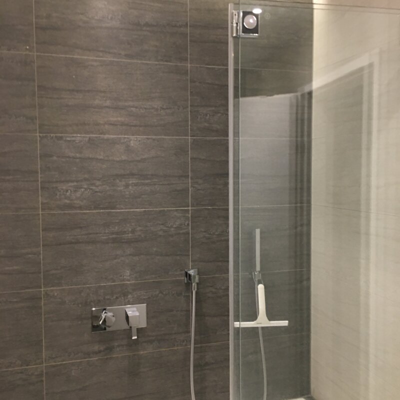 Dusche und Badewanne | © WZ