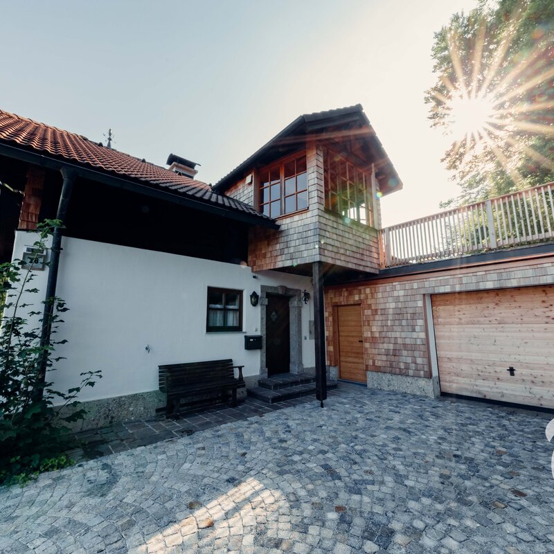 Freistehendes Haus mit Garage & Westterrasse – Kurzzeitmiete & Wohnen auf Zeit für 1 bis 6 Monate in Faistenau