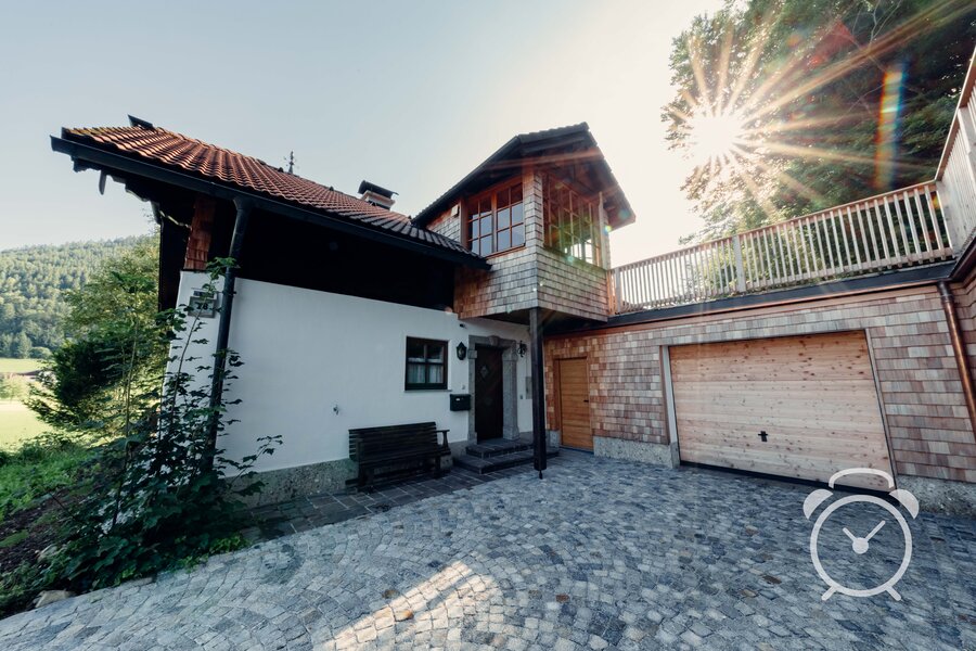 Freistehendes Haus mit Garage & Westterrasse – Kurzzeitmiete & Wohnen auf Zeit für 1 bis 6 Monate in Faistenau